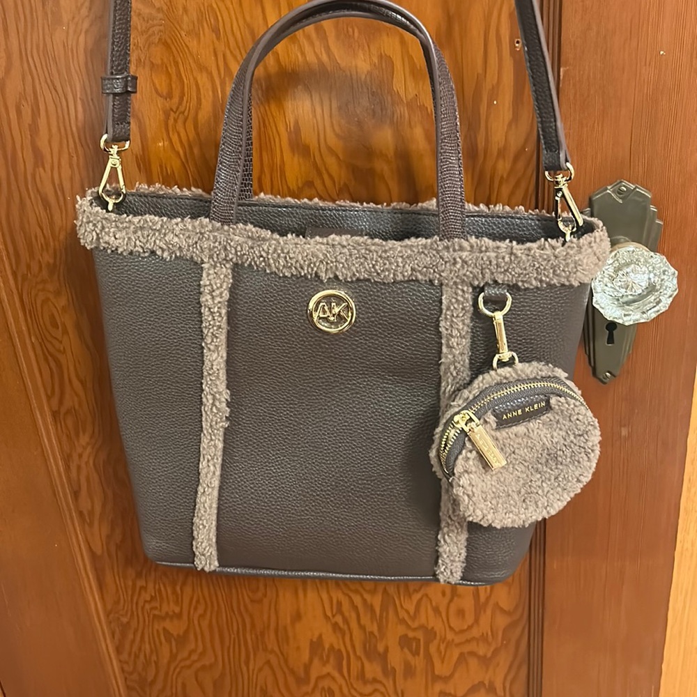 Anne Klein crossbody